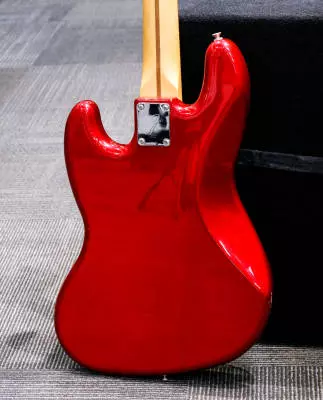 Fender - Player Jazz Bass Pau Ferro - Candy Apple Red 2